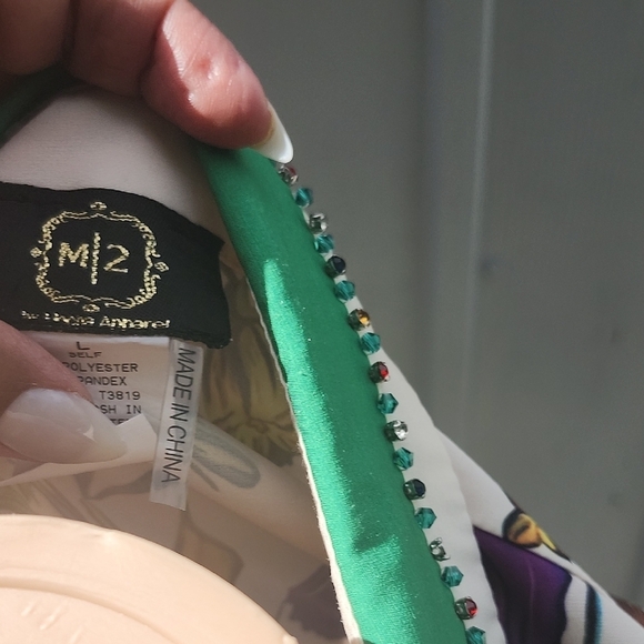 NWOT Green Beaded Blouse - Picture 8 of 12